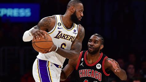 Lakers vs. Bulls: Prediction, point spread, odds, over/under, bets.